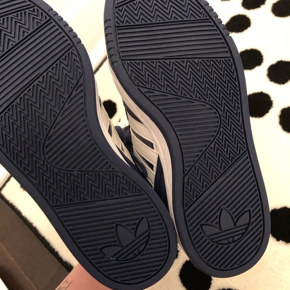 Adidas court attitude k, brand new with tag - Picture 6 of 6